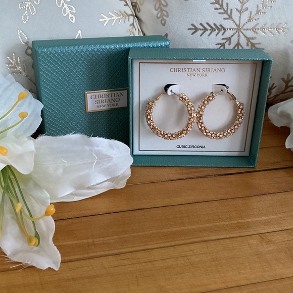 Christian Siriano Pavé-Style Hoop Earrings, Gold & Cubic Zirconia - Picture 8 of 14